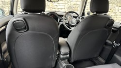 2022 (72) MINI HATCHBACK 1.5 Cooper Classic 3dr Auto 5149043