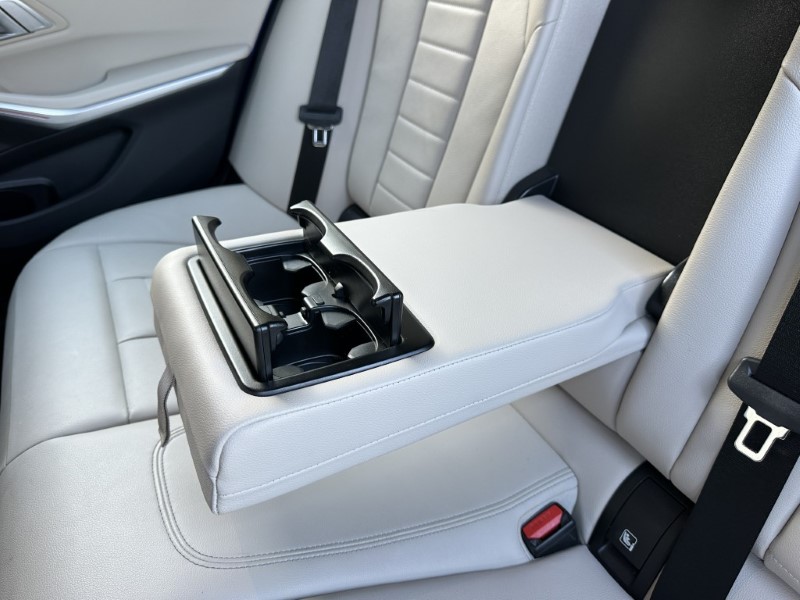 2022 (22) BMW 3 SERIES 320i M Sport 5dr Touring 5191334