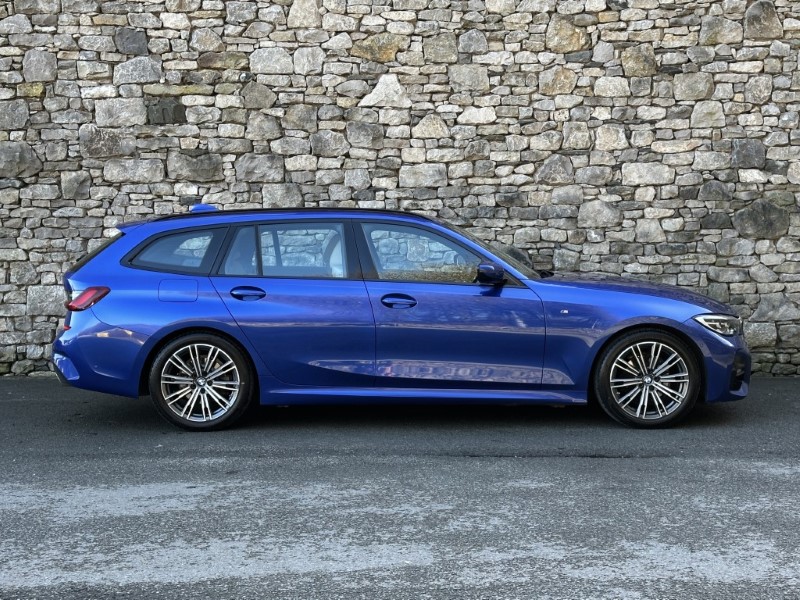 2022 (22) BMW 3 SERIES 320i M Sport 5dr Touring 5191285