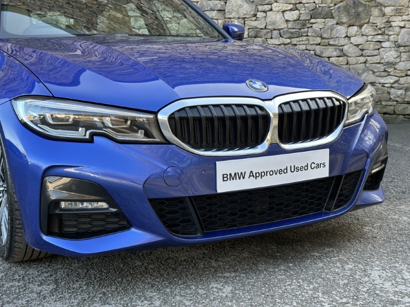 2022 (22) BMW 3 SERIES 320i M Sport 5dr Touring 5191350
