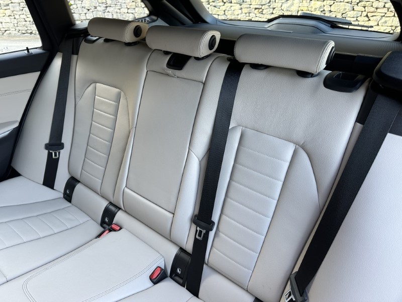 2022 (22) BMW 3 SERIES 320i M Sport 5dr Touring 5191336