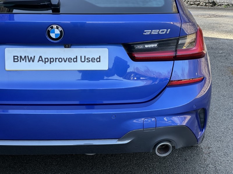 2022 (22) BMW 3 SERIES 320i M Sport 5dr Touring 5191293