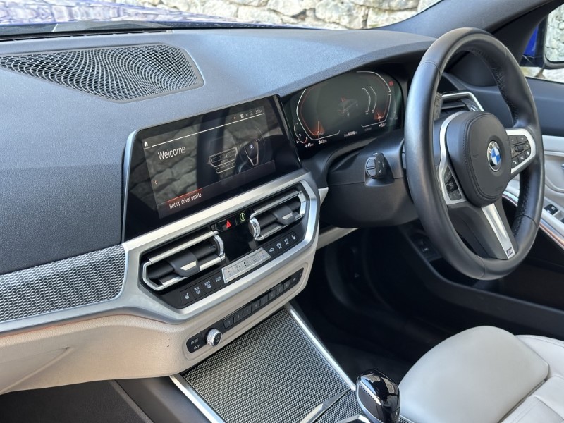 2022 (22) BMW 3 SERIES 320i M Sport 5dr Touring 5191323