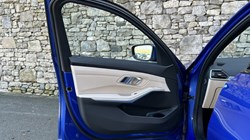 2022 (22) BMW 3 SERIES 320i M Sport 5dr Touring 5191331