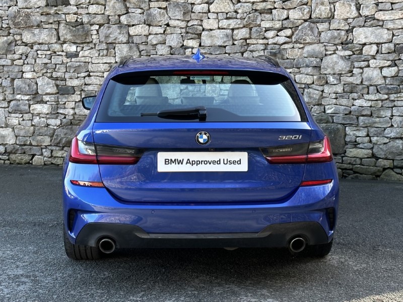 2022 (22) BMW 3 SERIES 320i M Sport 5dr Touring 5191329