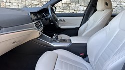 2022 (22) BMW 3 SERIES 320i M Sport 5dr Touring 5191324