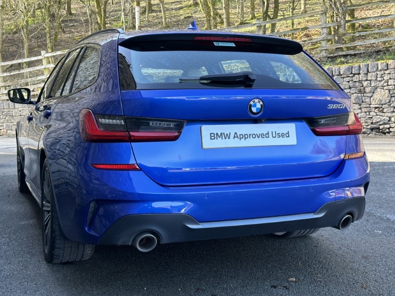 2022 (22) BMW 3 SERIES 320i M Sport 5dr Touring 5191291