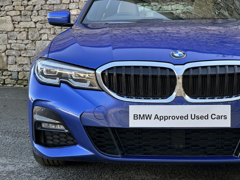 2022 (22) BMW 3 SERIES 320i M Sport 5dr Touring 5191351