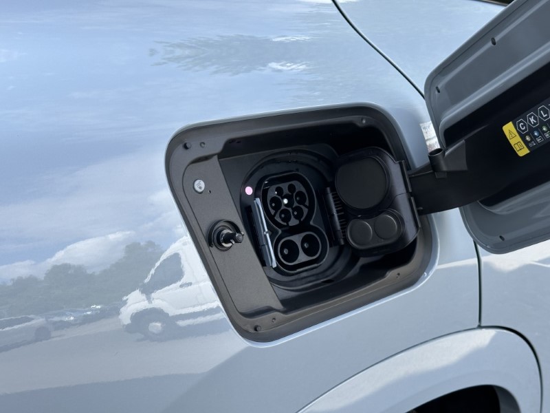 2025 (75) BMW iX2 150kW eDrive20 M Sport 65kWh 5dr Auto 5115172