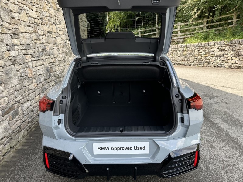 2025 (75) BMW iX2 150kW eDrive20 M Sport 65kWh 5dr Auto 5115189