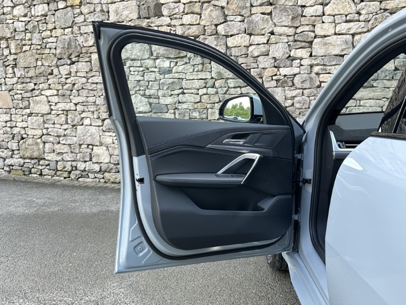 2025 (75) BMW iX2 150kW eDrive20 M Sport 65kWh 5dr Auto 5115153