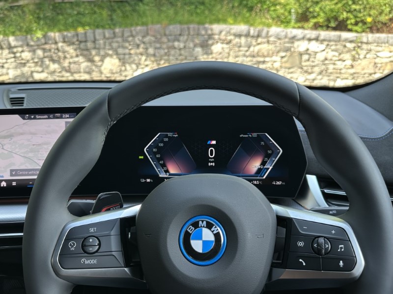 2025 (75) BMW iX2 150kW eDrive20 M Sport 65kWh 5dr Auto 5115164