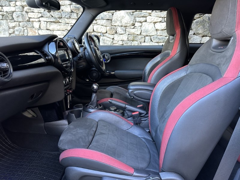 2018 (68) MINI HATCHBACK 2.0 Cooper S Sport II 3dr 5221606