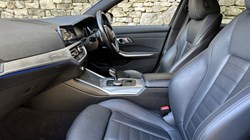 2020 (20) BMW 3 SERIES 330d M Sport Plus Edition Touring 5166399
