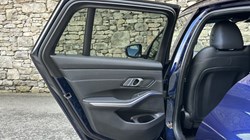 2020 (20) BMW 3 SERIES 330d M Sport Plus Edition Touring 5166407