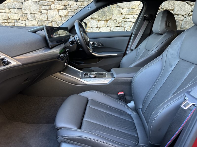 2025 (75) BMW 3 SERIES 330e M Sport Saloon 5118208