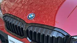 2025 (75) BMW 3 SERIES 330e M Sport Saloon 5118217