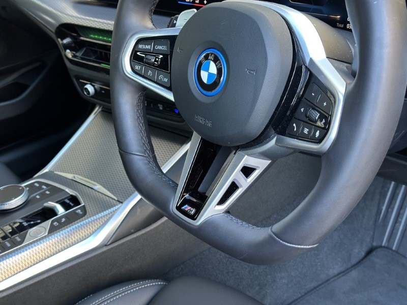 2025 (75) BMW 3 SERIES 330e M Sport Saloon 5118185