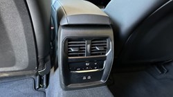 2025 (75) BMW 3 SERIES 330e M Sport Saloon 5118224