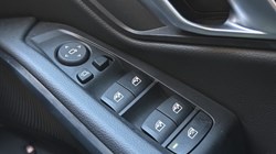 2025 (75) BMW 3 SERIES 330e M Sport Saloon 5118199