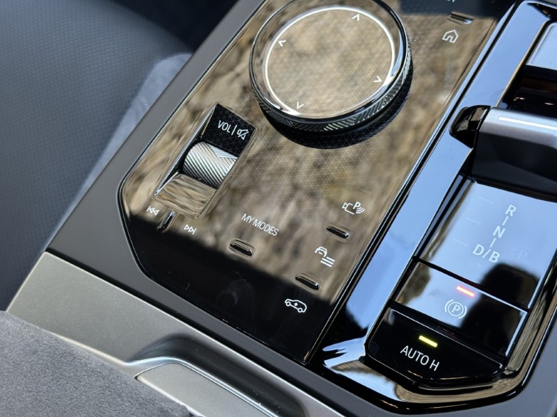 2025 (75) BMW iX 485kW M70 xDrive 112kWh 5dr Auto 5140773