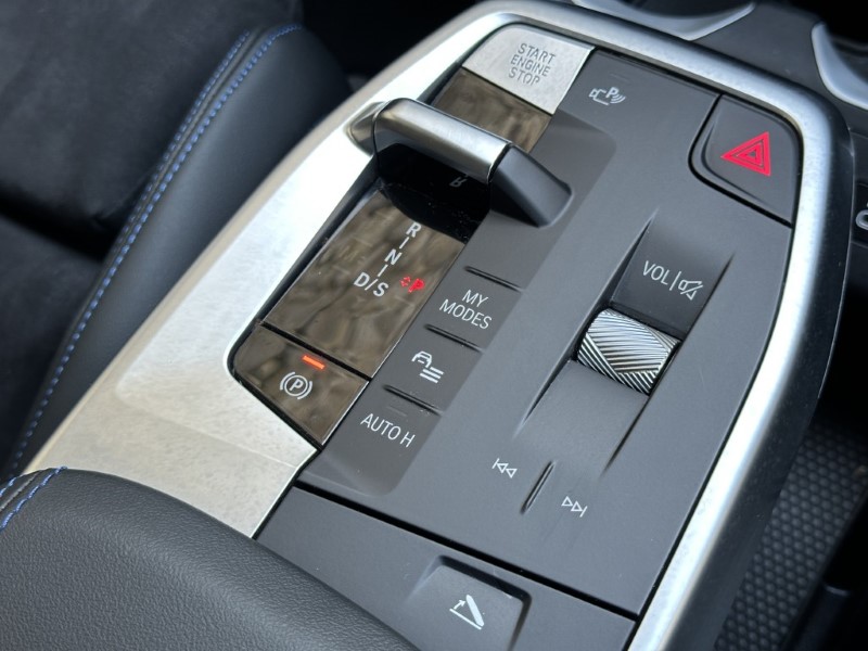 2025 (75) BMW X1 xDrive 23i MHT M Sport 5dr  5143959