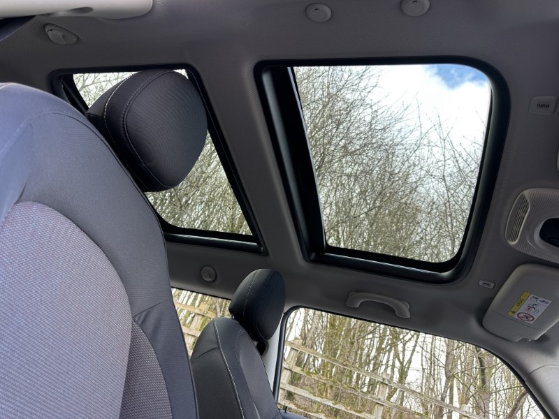 2022 (72) MINI HATCHBACK 1.5 Cooper Classic 3dr Auto 5178442