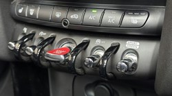 2022 (72) MINI HATCHBACK 1.5 Cooper Classic 3dr Auto 5178398