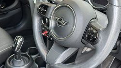 2022 (72) MINI HATCHBACK 1.5 Cooper Classic 3dr Auto 5178384