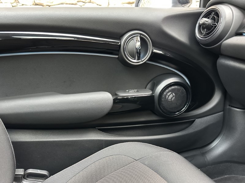 2022 (72) MINI HATCHBACK 1.5 Cooper Classic 3dr Auto 5178394