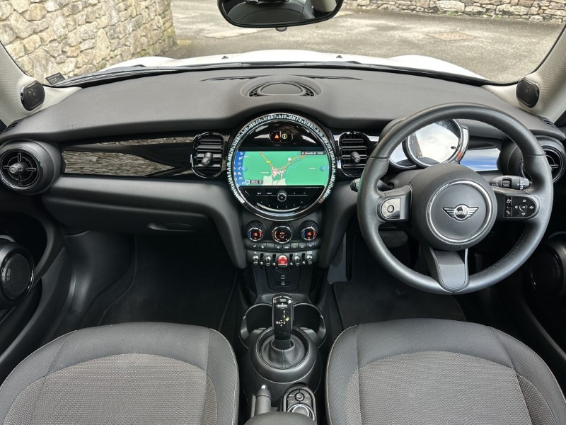 2022 (72) MINI HATCHBACK 1.5 Cooper Classic 3dr Auto 5178389