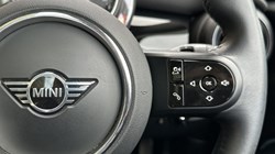 2022 (72) MINI HATCHBACK 1.5 Cooper Classic 3dr Auto 5178402