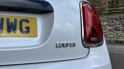 2022 (72) MINI HATCHBACK 1.5 Cooper Classic 3dr Auto 5178381