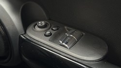 2022 (72) MINI HATCHBACK 1.5 Cooper Classic 3dr Auto 5178399