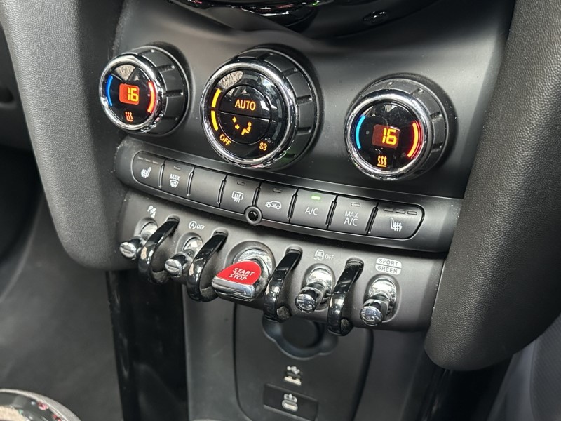 2022 (72) MINI HATCHBACK 1.5 Cooper Classic 3dr Auto 5178397