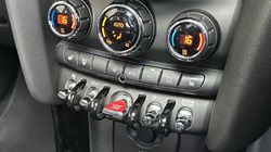 2022 (72) MINI HATCHBACK 1.5 Cooper Classic 3dr Auto 5178397