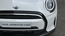 2022 (72) MINI HATCHBACK 1.5 Cooper Classic 3dr Auto 5178404