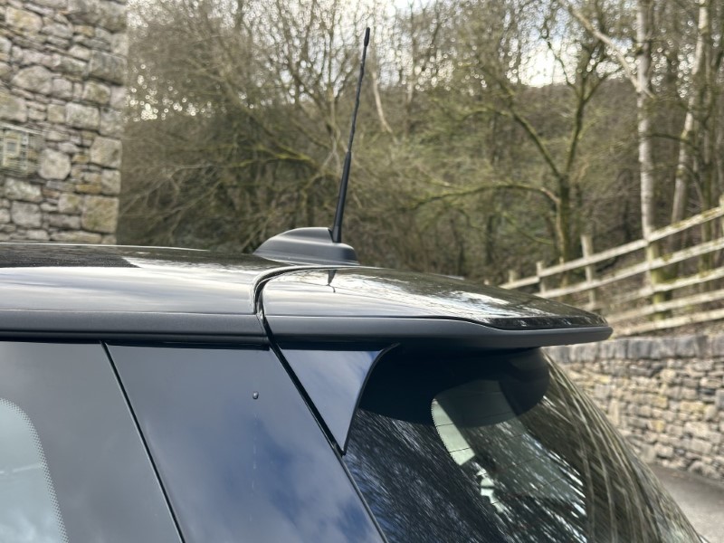 2022 (72) MINI HATCHBACK 1.5 Cooper Classic 3dr Auto 5178422