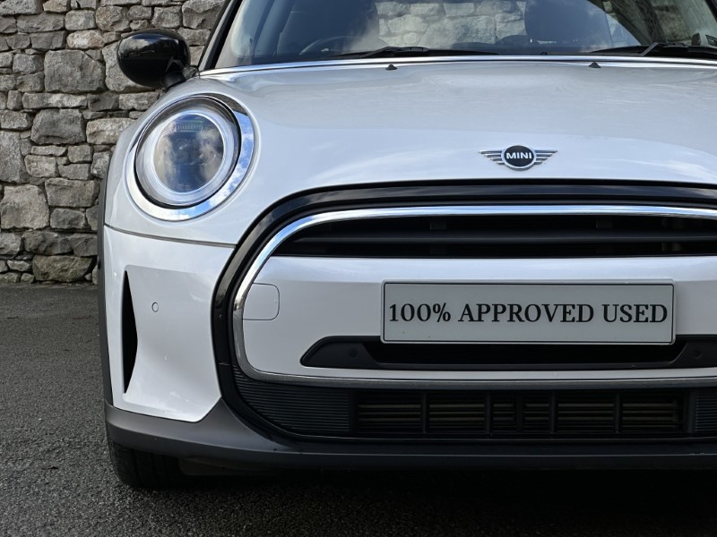 2022 (72) MINI HATCHBACK 1.5 Cooper Classic 3dr Auto 5178434