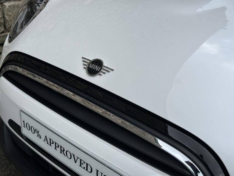 2022 (72) MINI HATCHBACK 1.5 Cooper Classic 3dr Auto 5178405