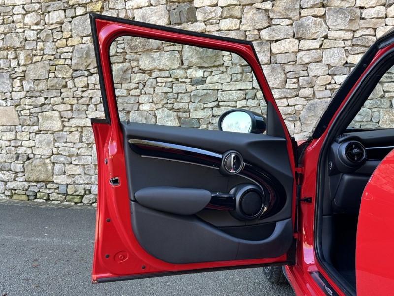 2022 (22) MINI HATCHBACK 1.5 Cooper Sport 5dr Auto 5190513