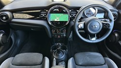 2022 (22) MINI HATCHBACK 1.5 Cooper Sport 5dr Auto 5190473