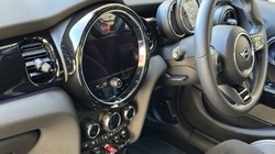 2022 (22) MINI HATCHBACK 1.5 Cooper Sport 5dr Auto 5190492