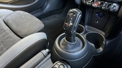 2022 (22) MINI HATCHBACK 1.5 Cooper Sport 5dr Auto 5190479