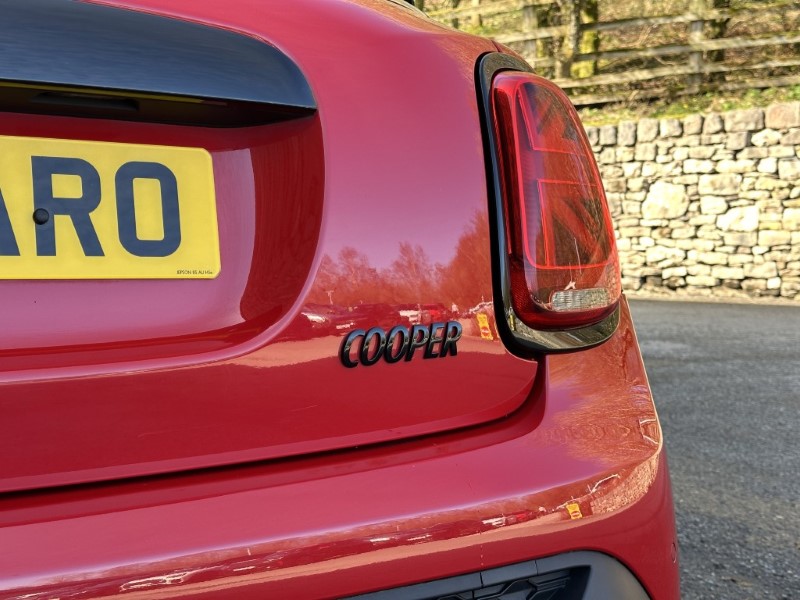 2022 (22) MINI HATCHBACK 1.5 Cooper Sport 5dr Auto 5190509