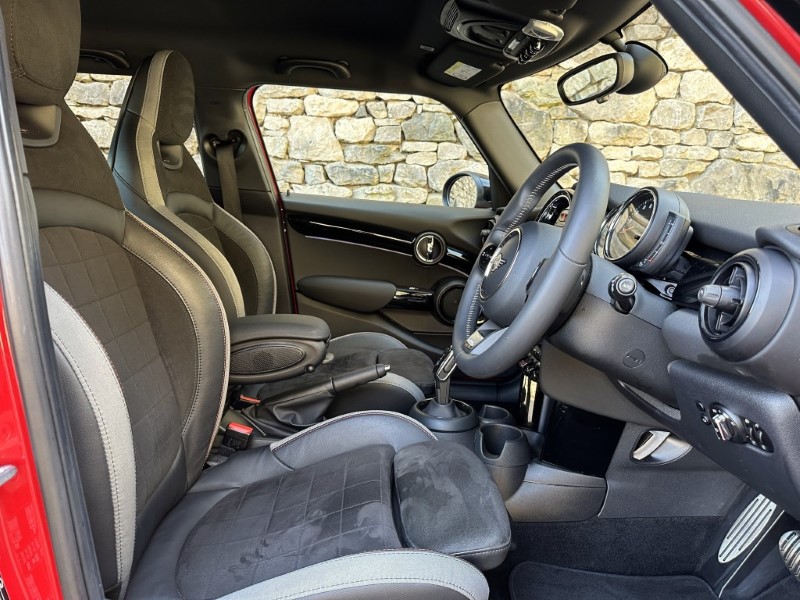 2022 (22) MINI HATCHBACK 1.5 Cooper Sport 5dr Auto 5190469