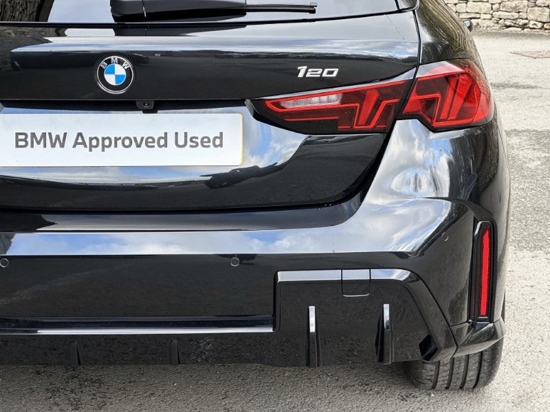 2025 (75) BMW 1 SERIES 120 M Sport 5dr Step Auto 5167957