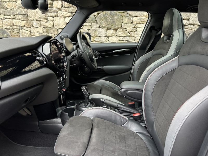 2023 (73) MINI HATCHBACK 2.0 Cooper S Sport Premium Plus 5dr Auto 5209304