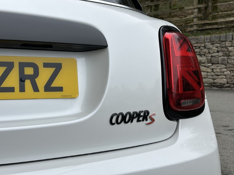 2023 (73) MINI HATCHBACK 2.0 Cooper S Sport Premium Plus 5dr Auto 5209276