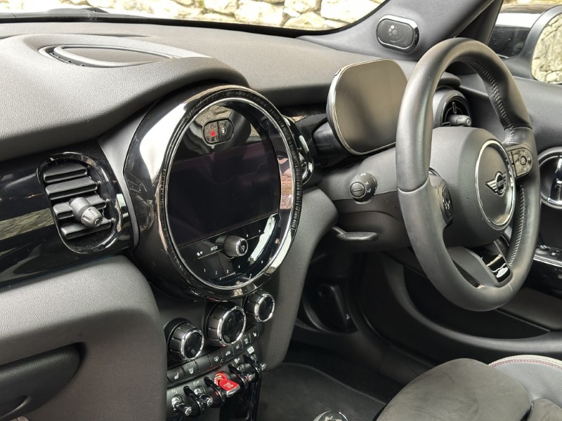 2023 (73) MINI HATCHBACK 2.0 Cooper S Sport Premium Plus 5dr Auto 5209306